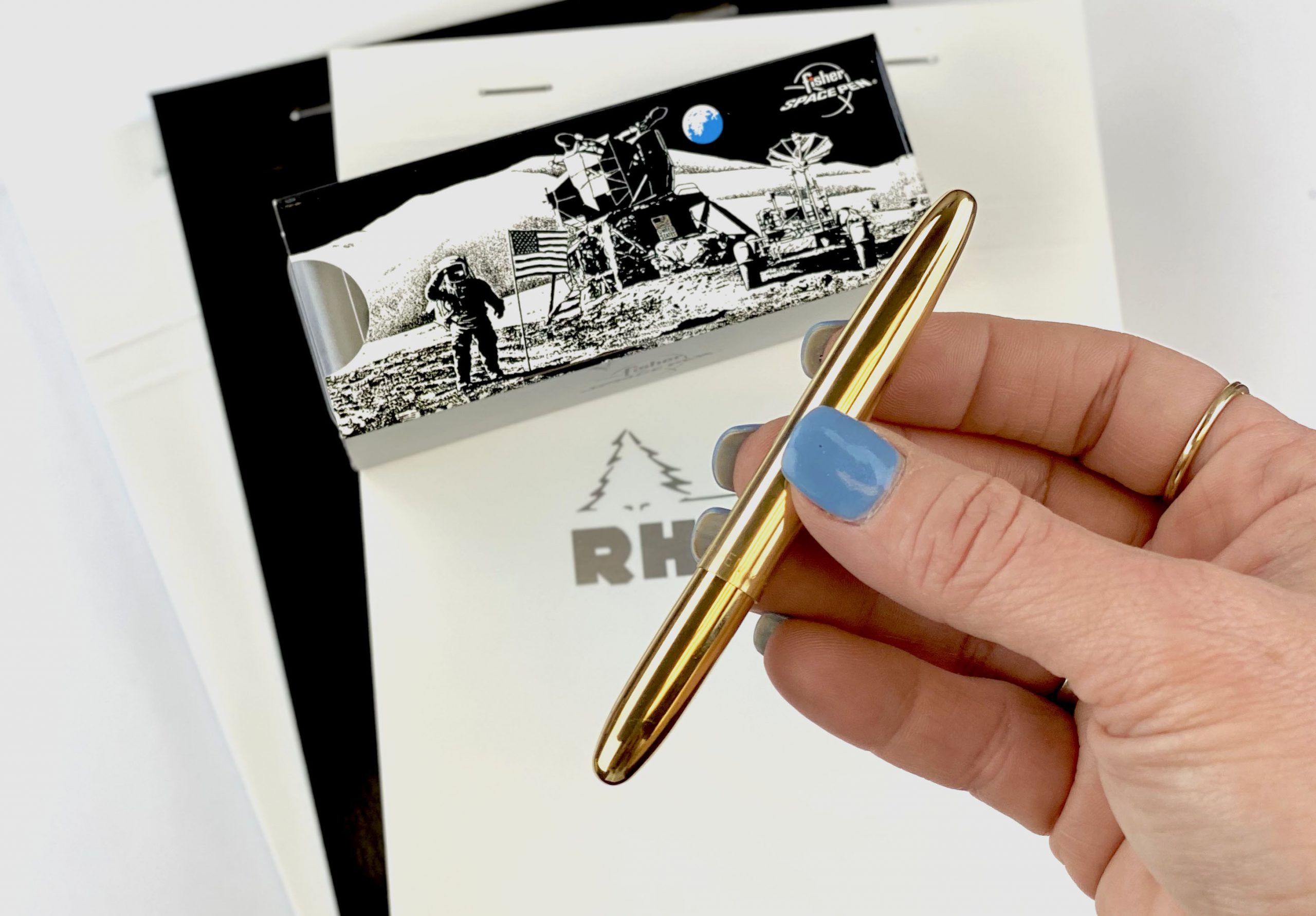  Fisher Space Pen Raw Brass Bullet Pen (400-RAW) : Health &  Household